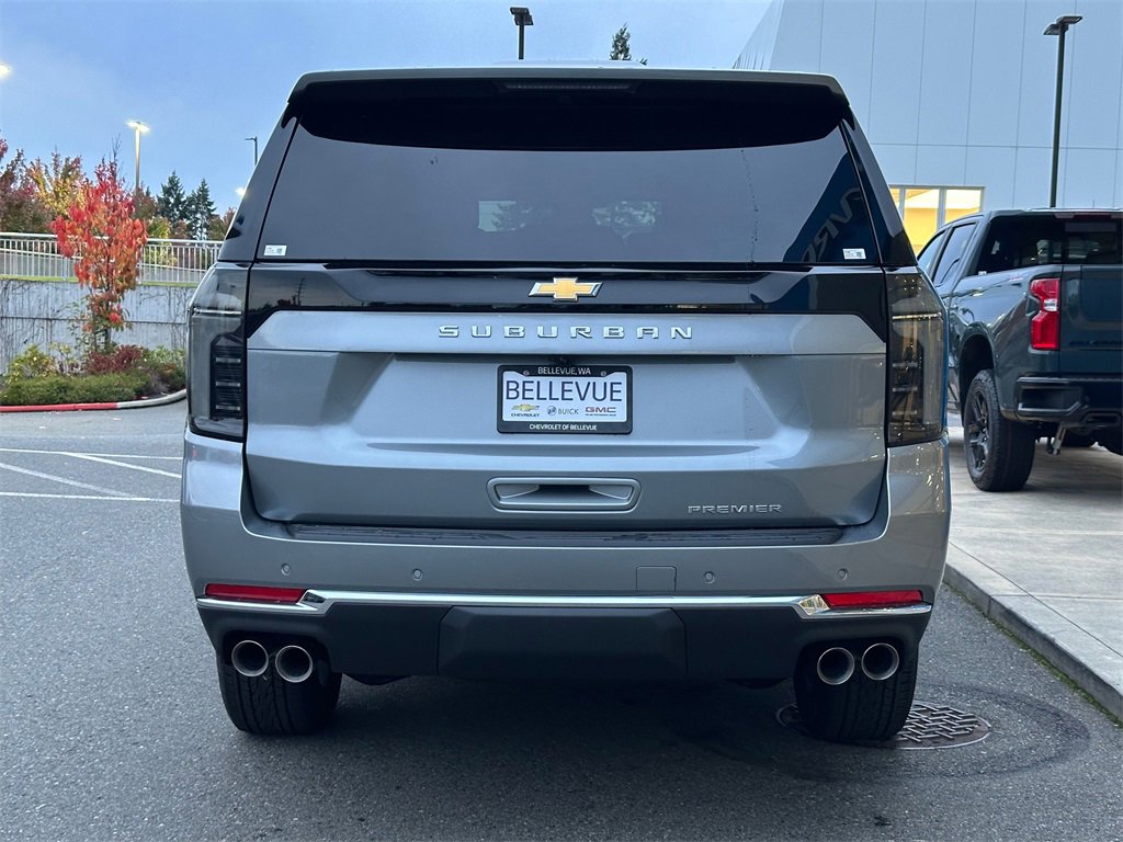 New 2026 Chevrolet Suburban Premier image 4