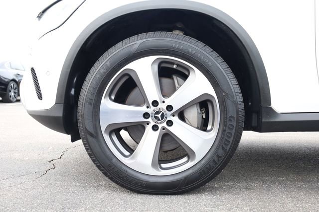 Used 2022 Mercedes-Benz GLC 300 4MATIC Coupe w/ Multimedia Package Lite image 8