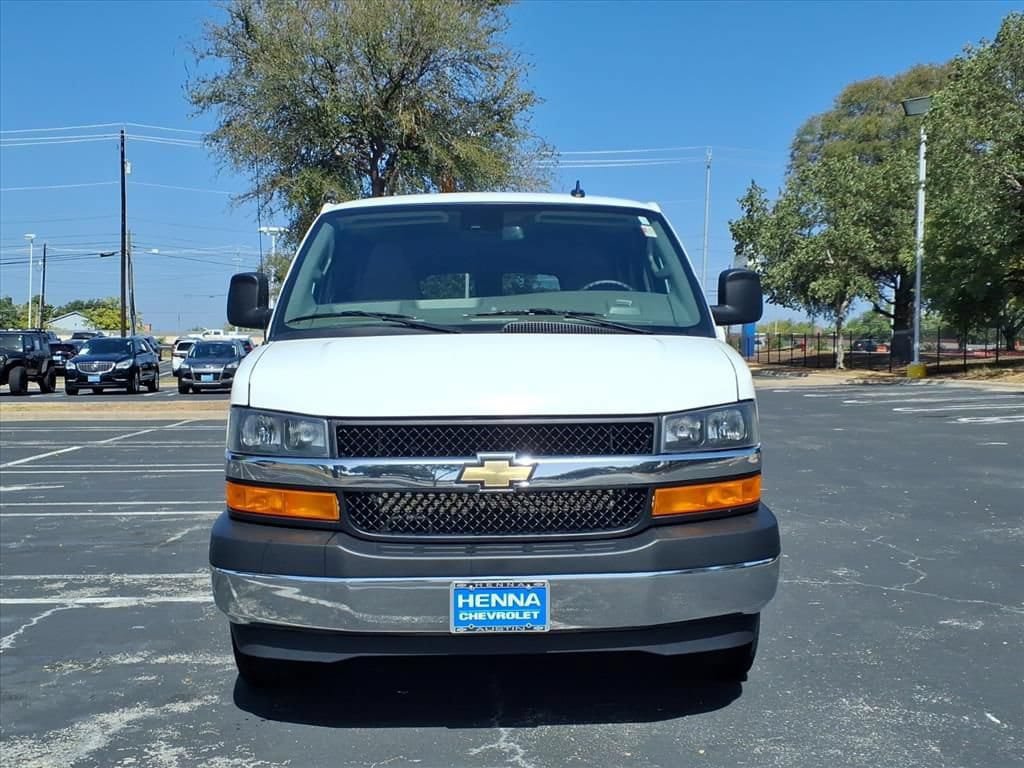 Used 2025 Chevrolet Express 3500 LT w/ LT Preferred Equipment Group RWD image 14