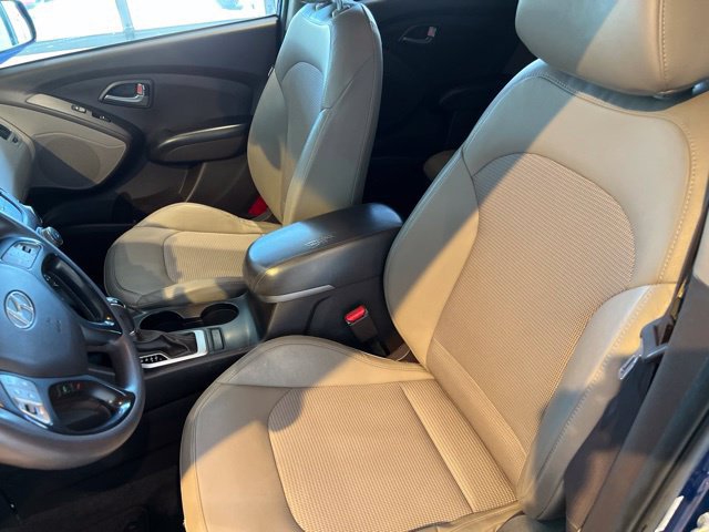 Used 2015 Hyundai Tucson GLS w/ Option Group 02 AWD/4WD image 15