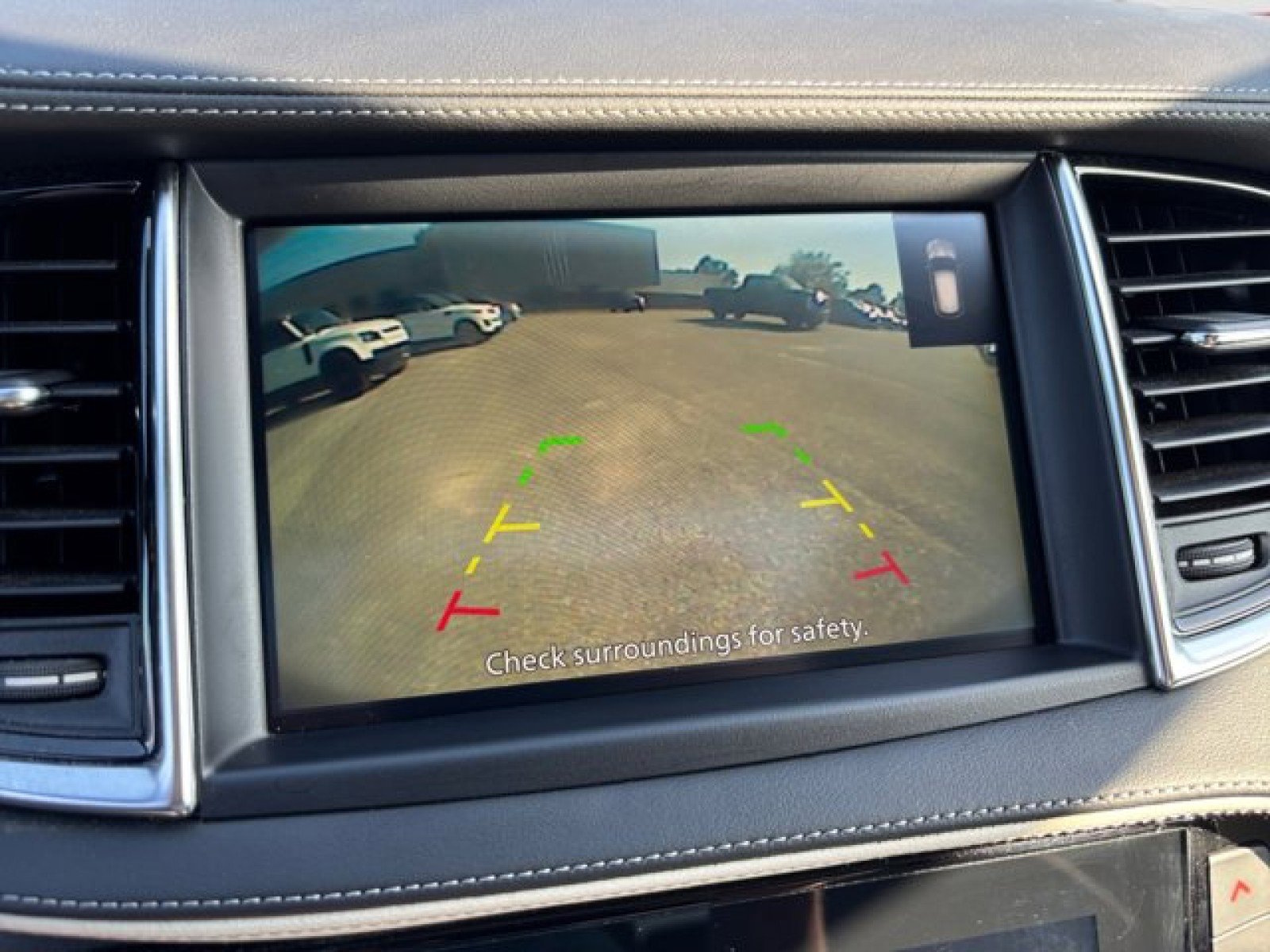 Certified 2025 INFINITI QX55 Luxe image 16