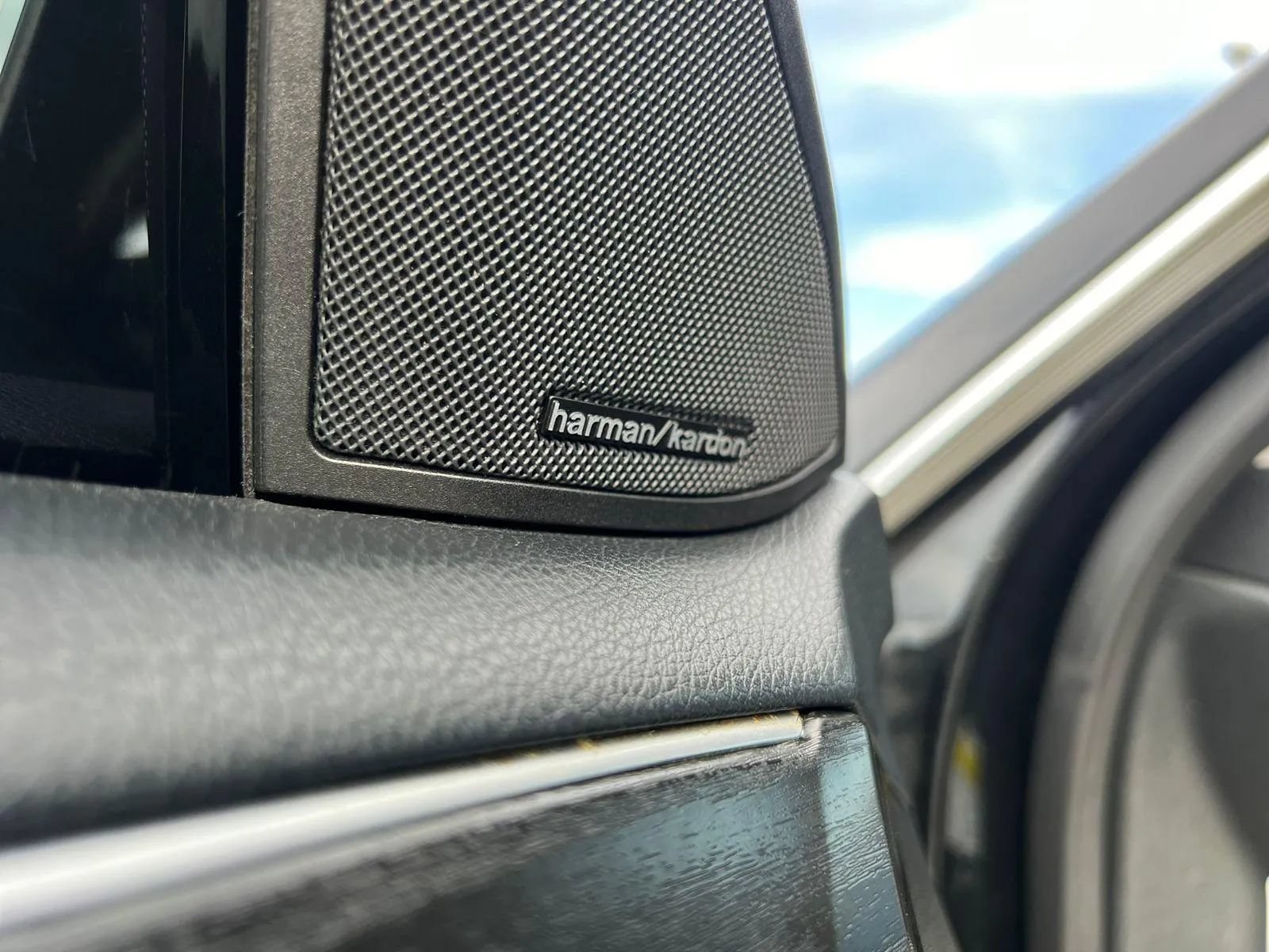 Used 2014 Mercedes-Benz E 350 Sedan image 19