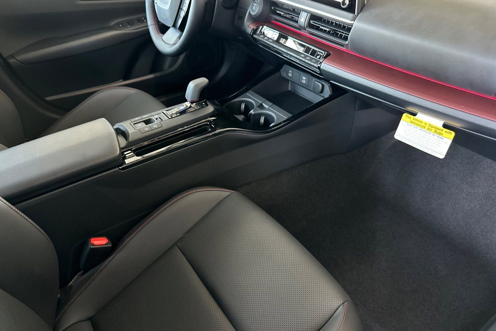 New 2026 Toyota Prius Plug-In Hybrid FWD image 18