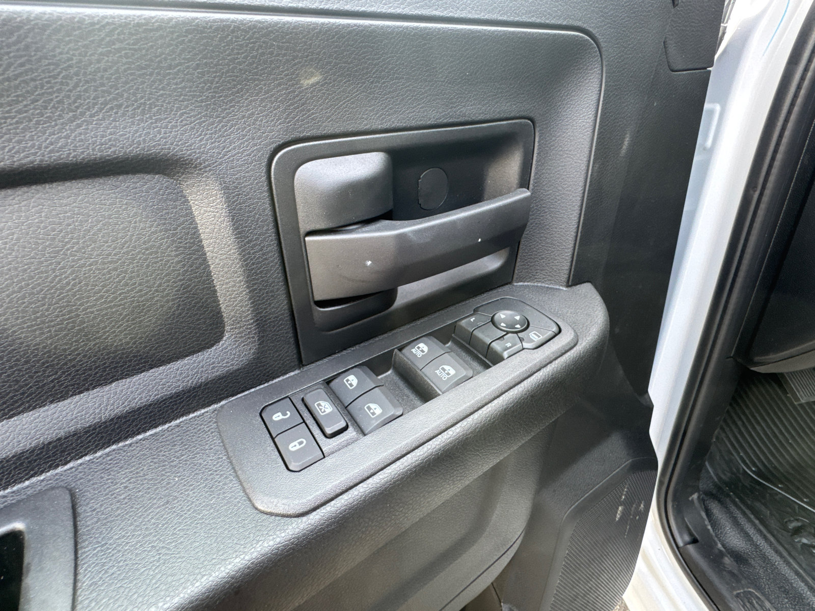 New 2026 RAM 4500 Tradesman w/ Chrome Appearance Group AWD/4WD image 11