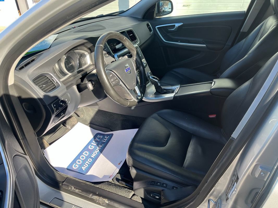 Used 2018 Volvo S60 T5 Inscription image 7