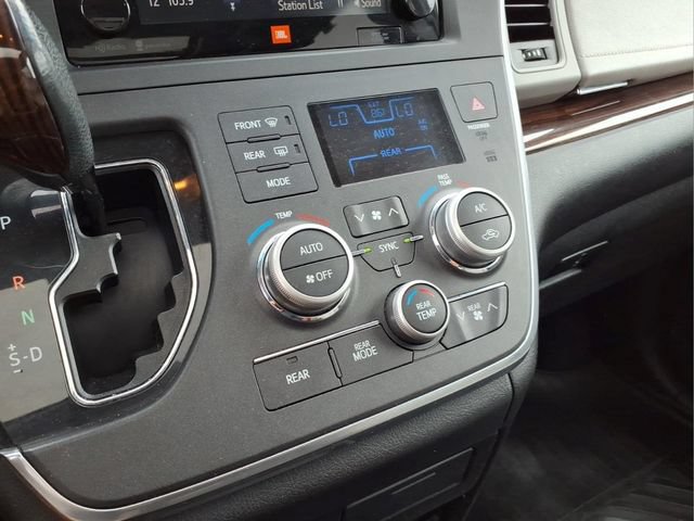Used 2015 Toyota Sienna Limited Premium AWD/4WD image 24