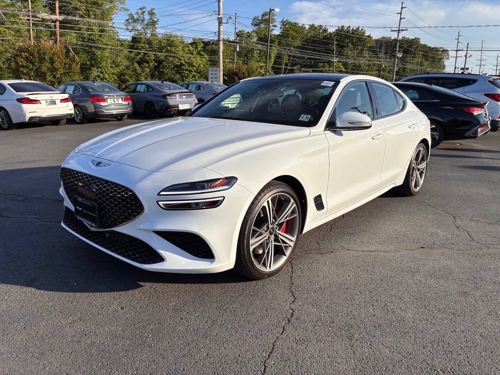 Used 2025 Genesis G70 3.3T Advanced AWD/4WD image 3