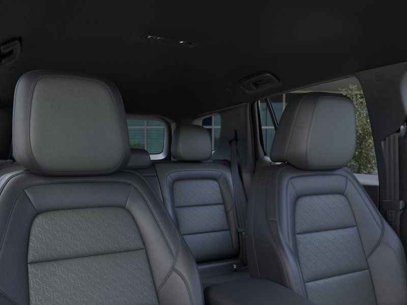 New 2026 Chevrolet Equinox LT w/ Convenience Package II FWD image 24