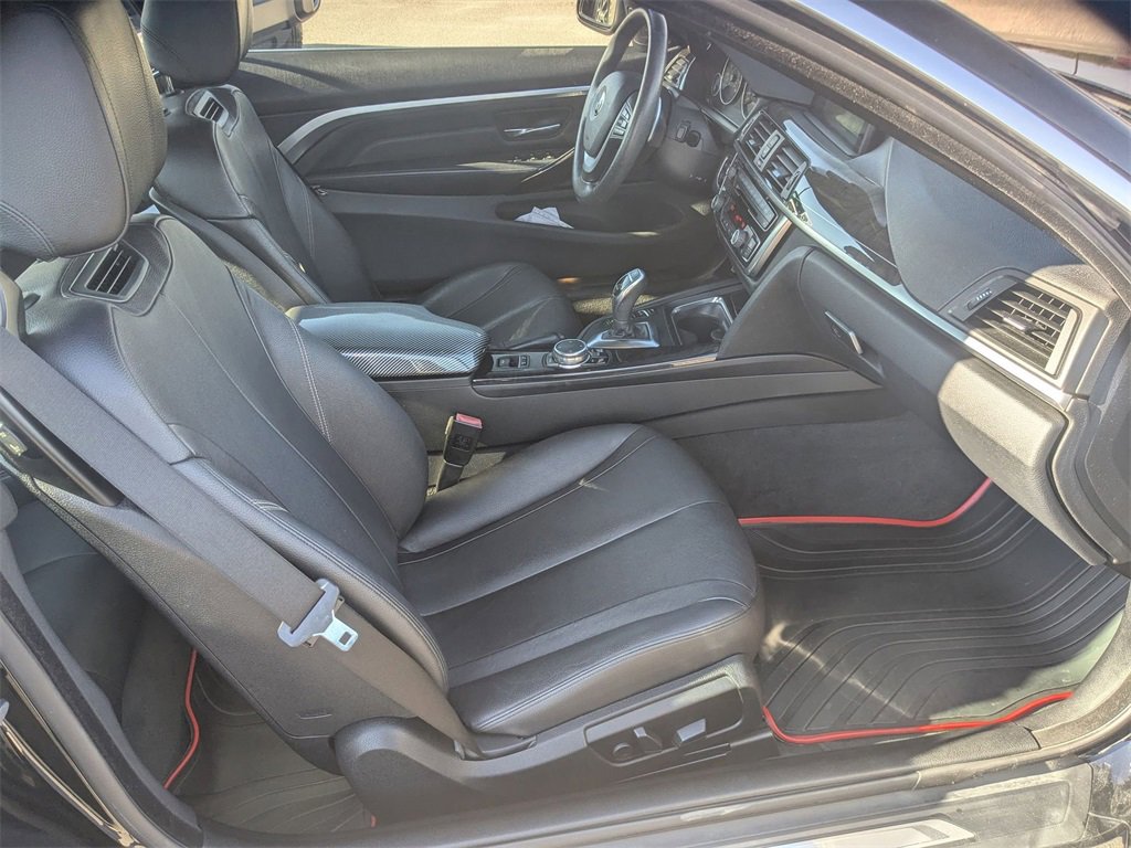 Used 2015 BMW 435i xDrive Convertible image 32