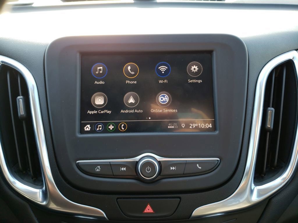 Used 2021 Chevrolet Equinox LT image 18