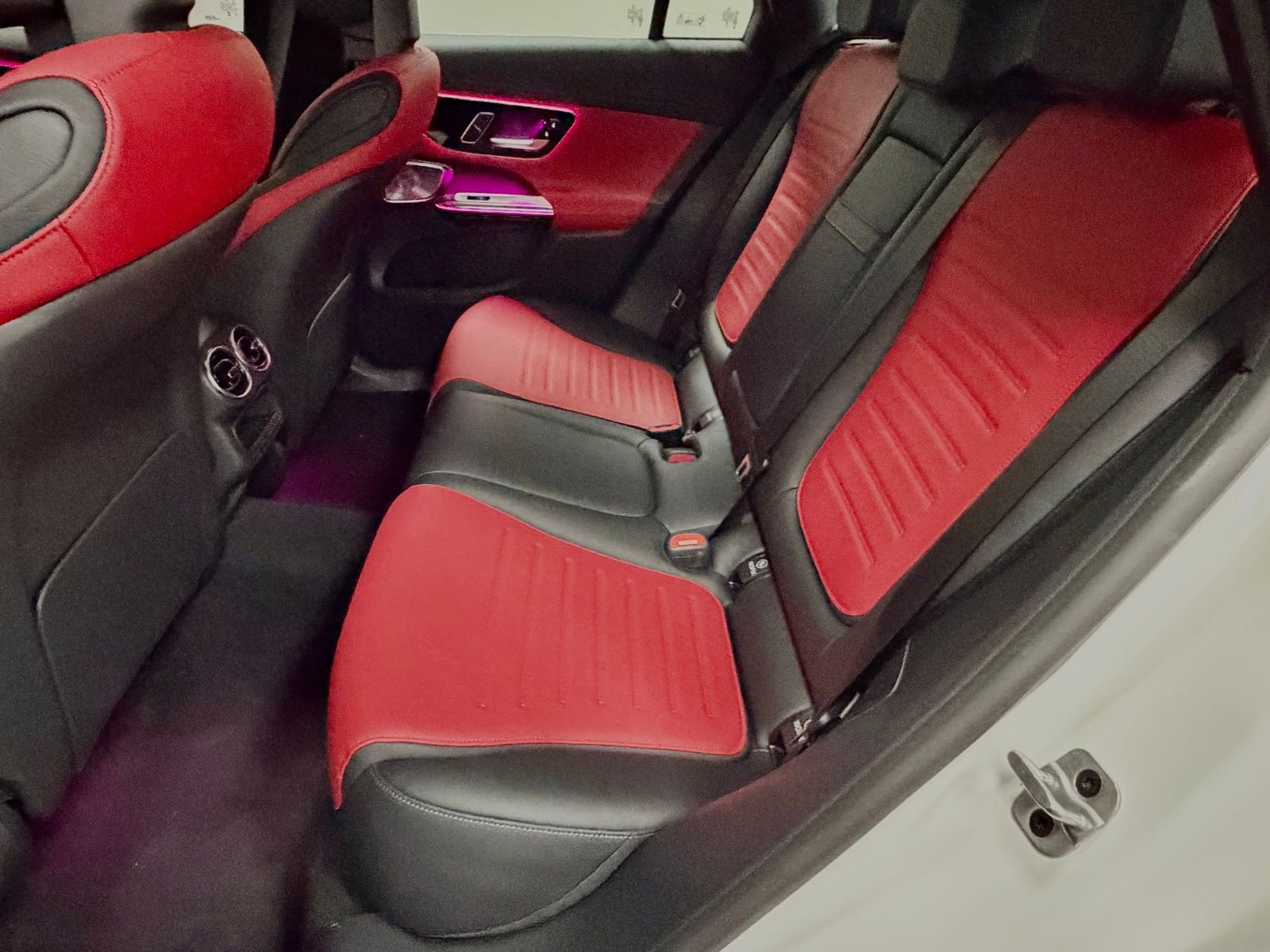 Used 2024 Mercedes-Benz GLC 43 AMG 4MATIC image 41
