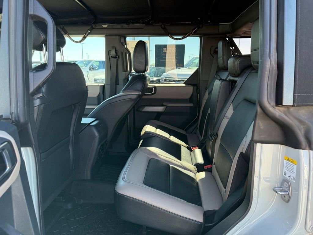Used 2023 Ford Bronco Wildtrak image 10