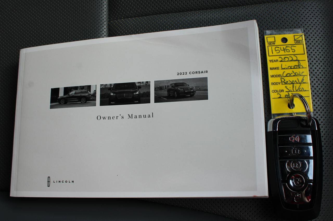 Used 2022 Lincoln Corsair Reserve w/ Elements Package FWD image 45
