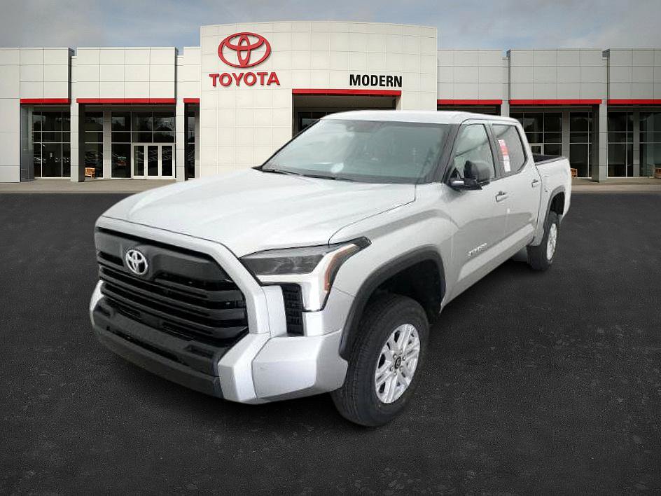 New 2026 Toyota Tundra SR5 w/ SR5 Premium Package AWD/4WD image 5