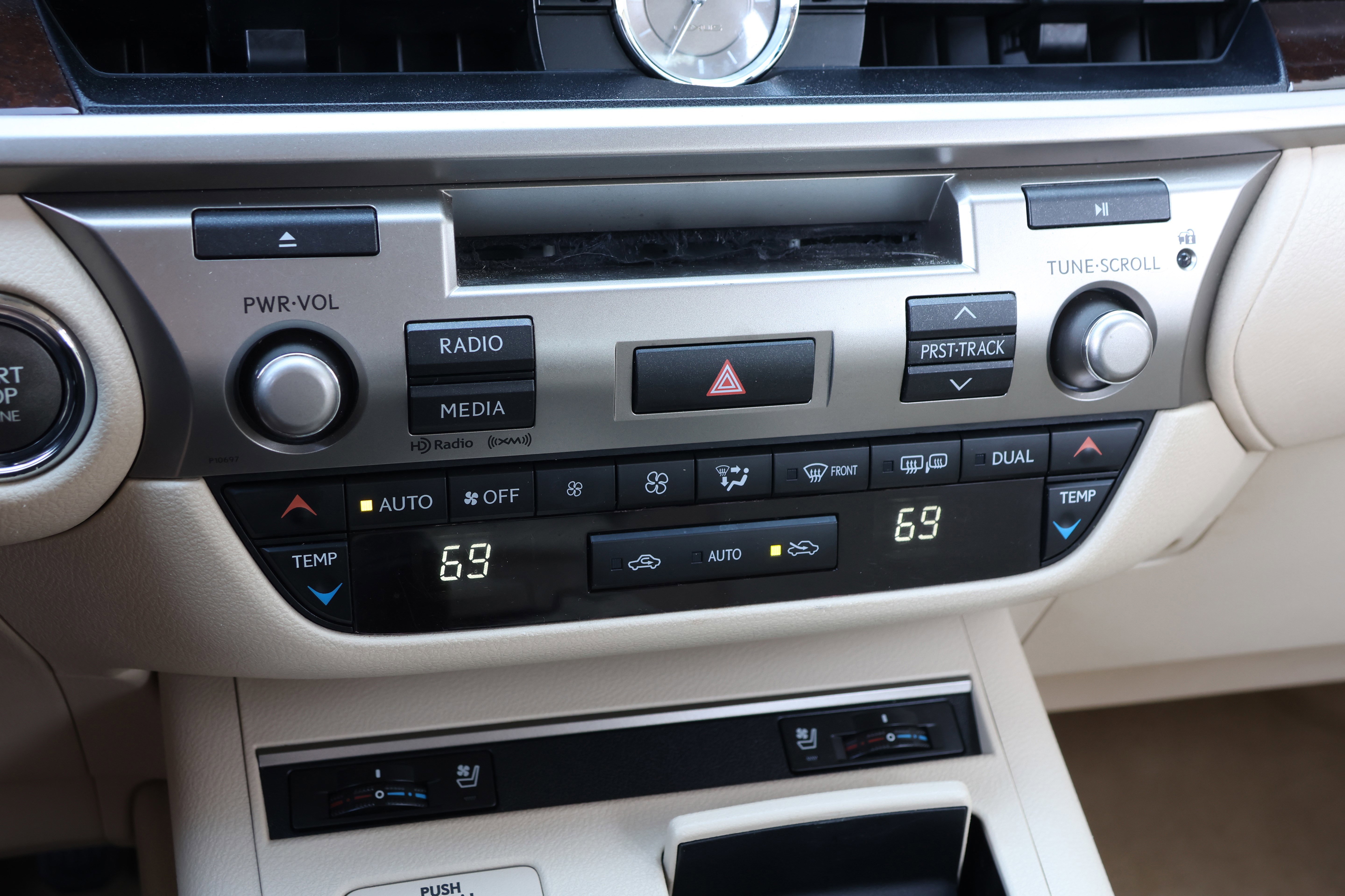 Used 2014 Lexus ES 350 image 27