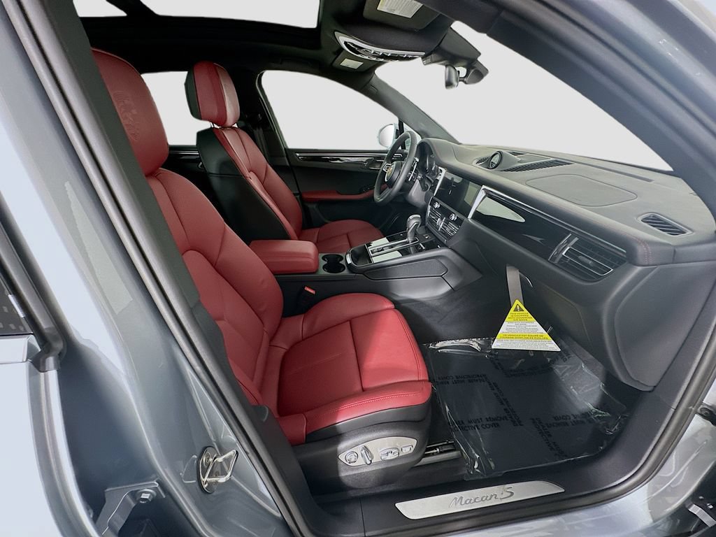 New 2026 Porsche Macan S AWD/4WD image 30