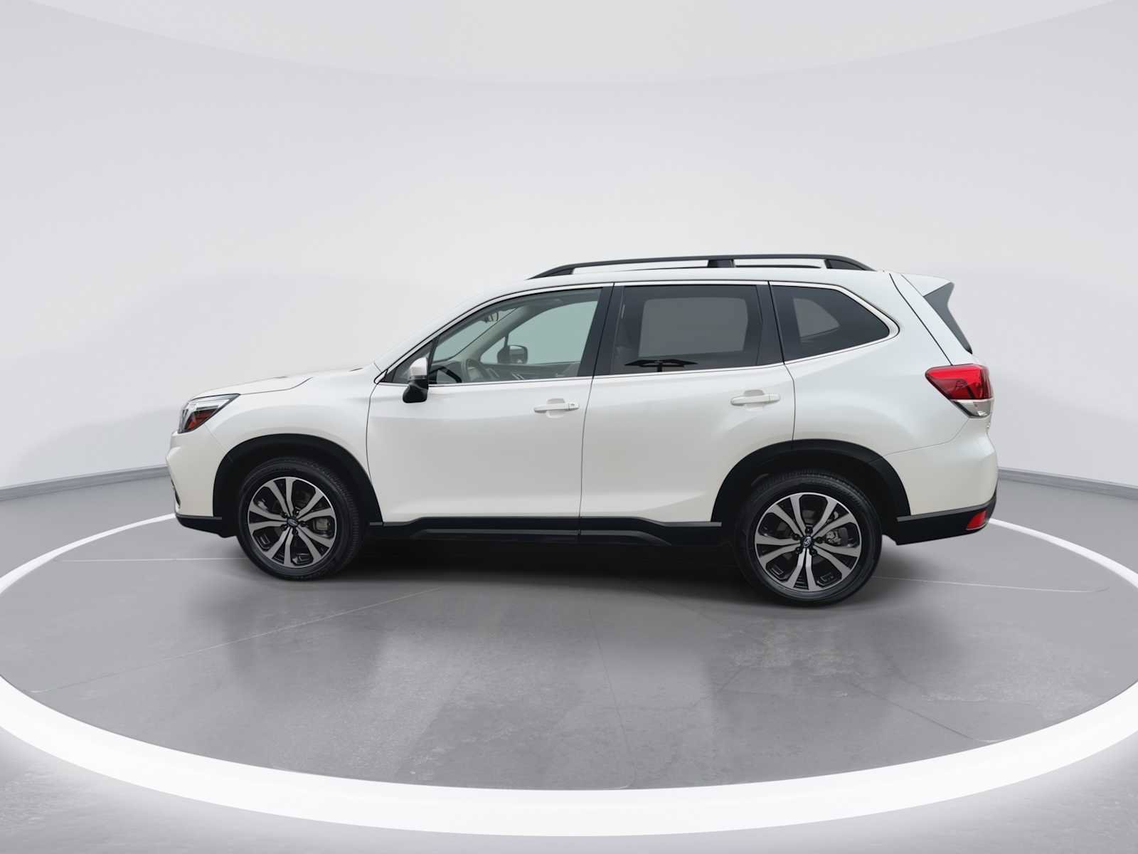 Used 2019 Subaru Forester Limited AWD/4WD image 5