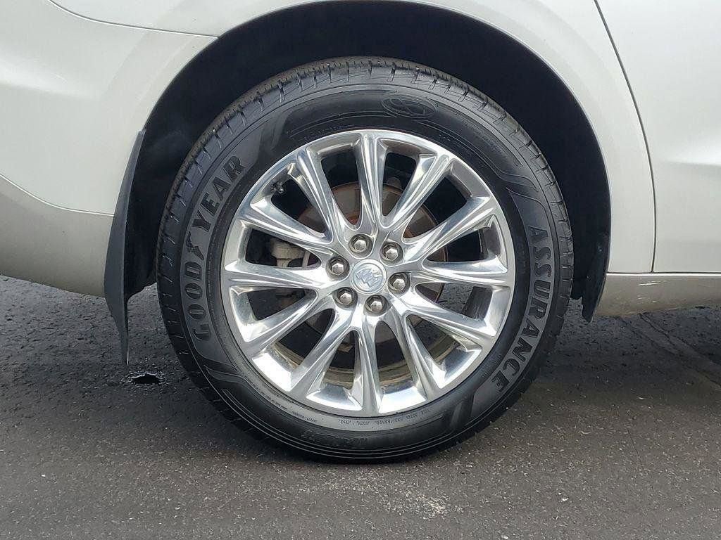 Used 2018 Buick Enclave Premium w/ Experience Buick Package image 37