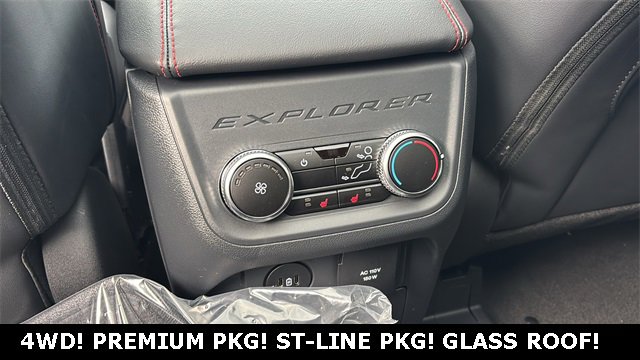 New 2026 Ford Explorer ST-Line w/ ST-Line Street Pack image 7
