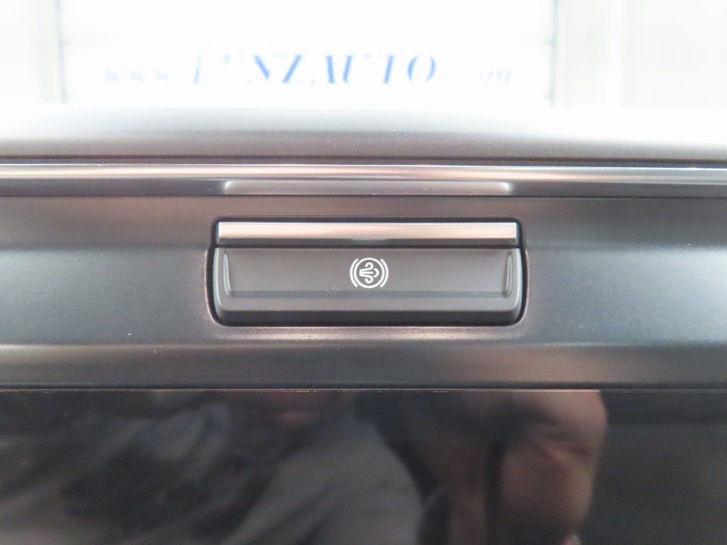 Used 2025 Ford F450 Platinum image 68