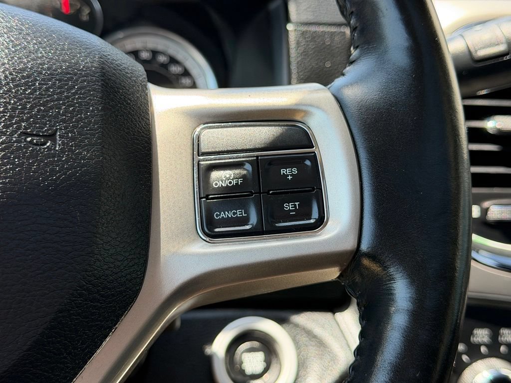 Used 2017 RAM 2500 Laramie w/ Convenience Group AWD/4WD image 16