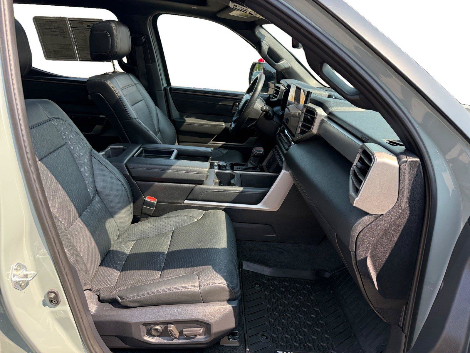 Used 2025 Toyota Tundra Platinum AWD/4WD image 15