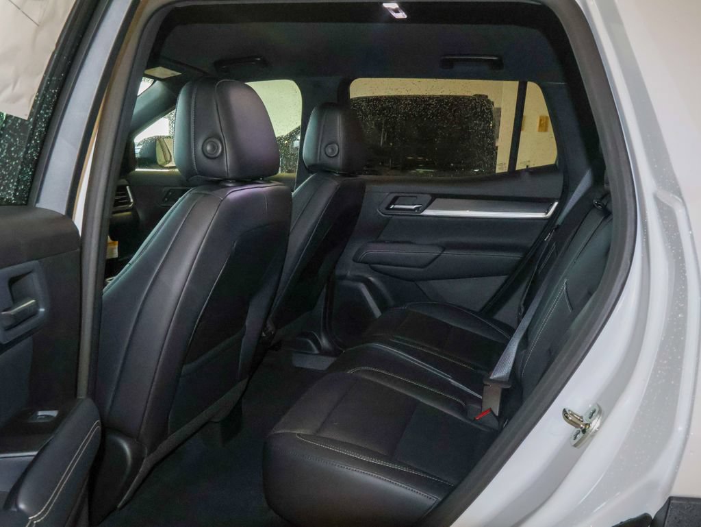 New 2027 GMC Terrain Elevation w/ Elevation Premium Package AWD/4WD image 11
