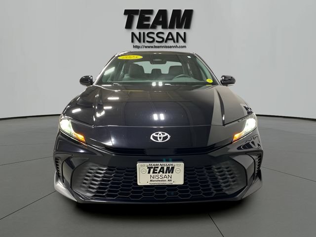 Used 2025 Toyota Camry SE w/ Convenience Package AWD/4WD image 2