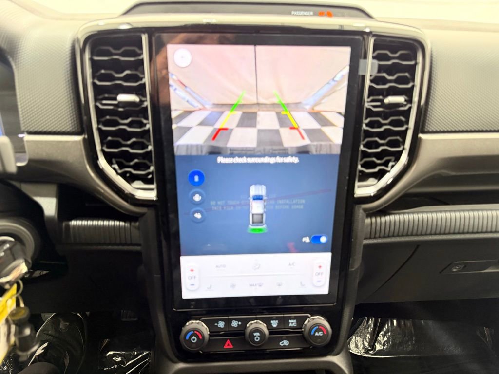 New 2025 Ford Ranger XLT w/ Equipment Group 301A High image 28