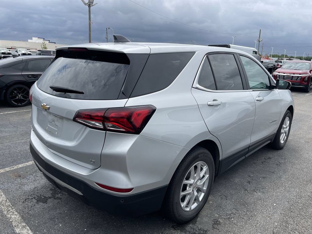 Used 2022 Chevrolet Equinox LT FWD image 9