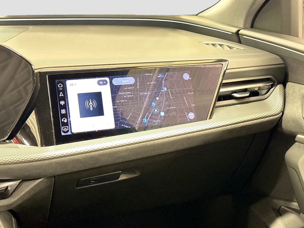 New 2026 Audi SQ5 Premium Plus image 18