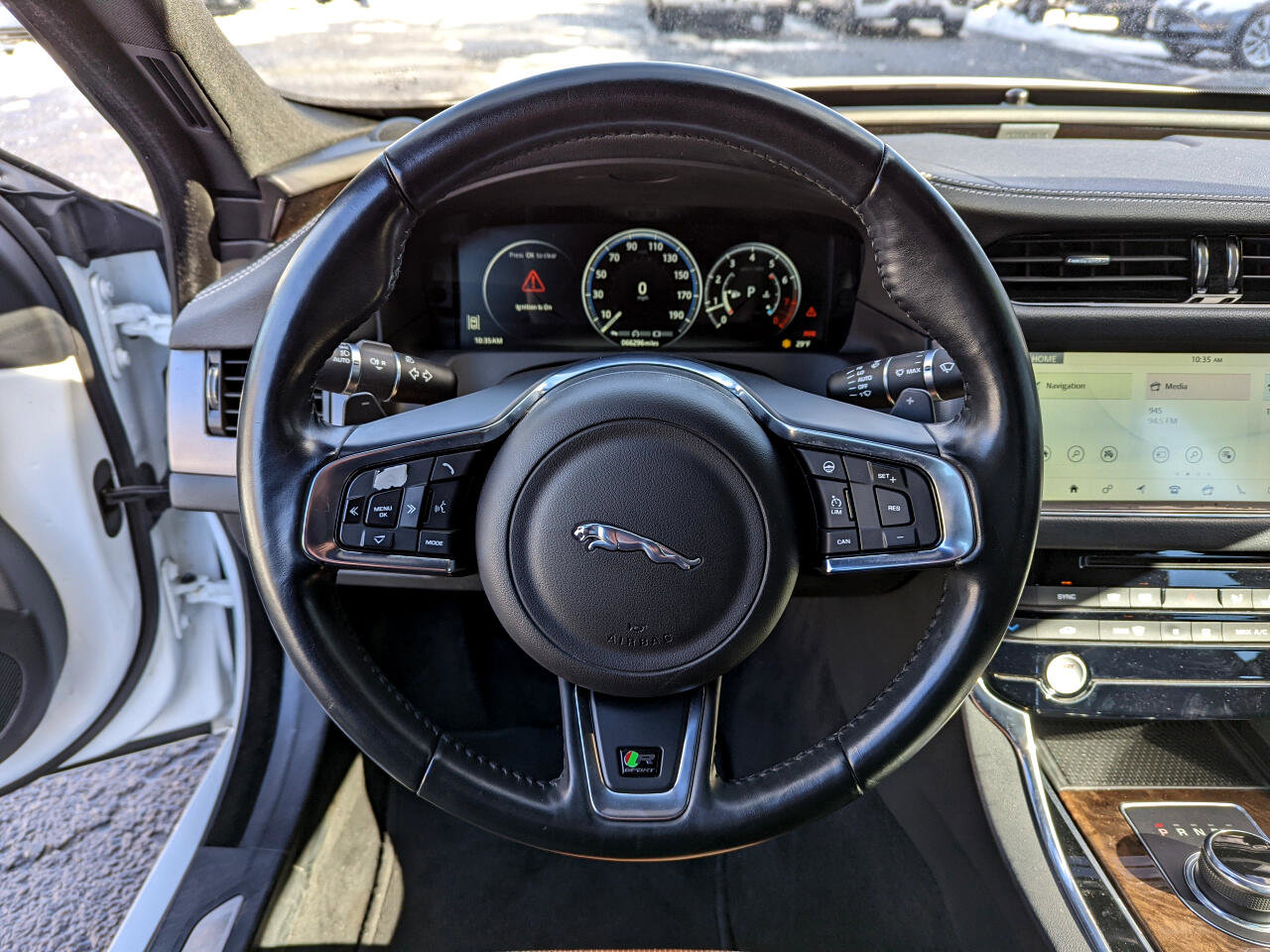 Used 2017 Jaguar XF R-Sport image 15