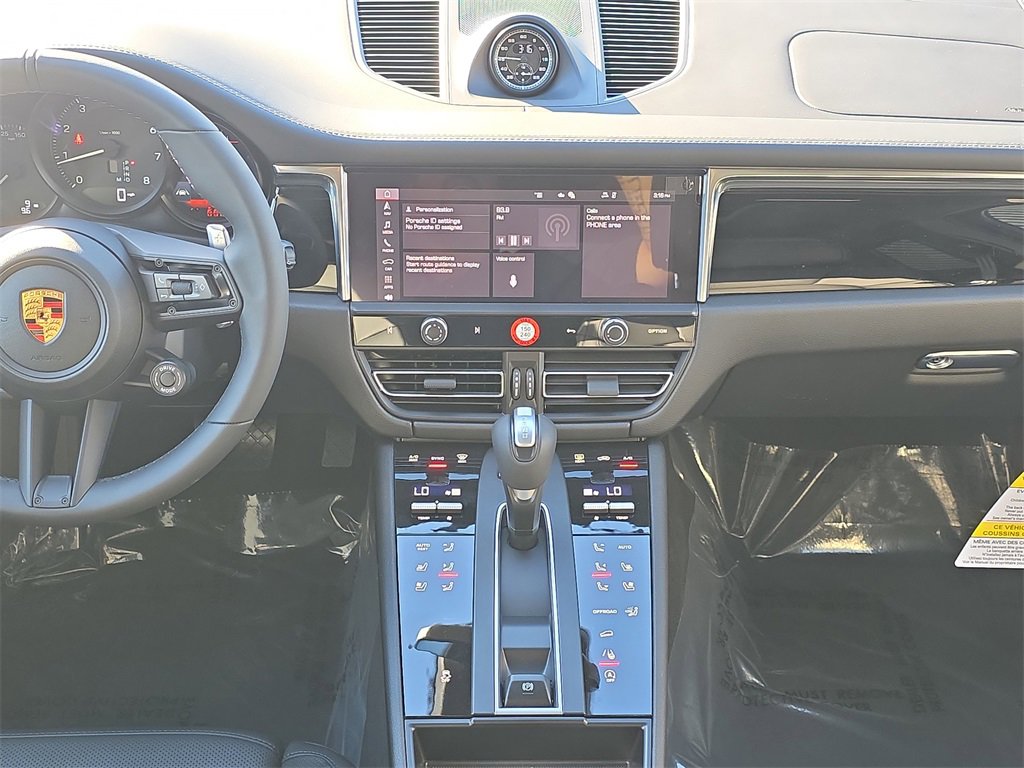 New 2026 Porsche Macan image 22