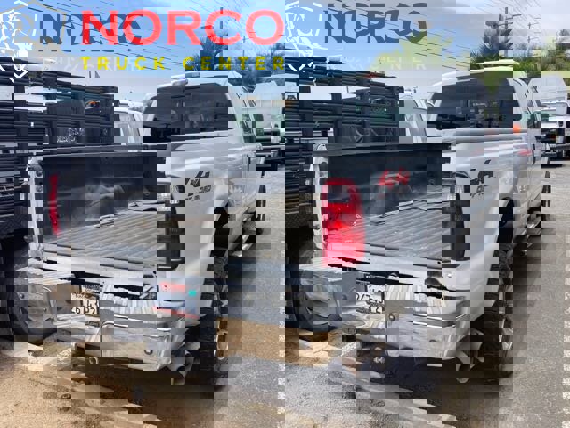 Used 2008 Ford F350 XL image 3