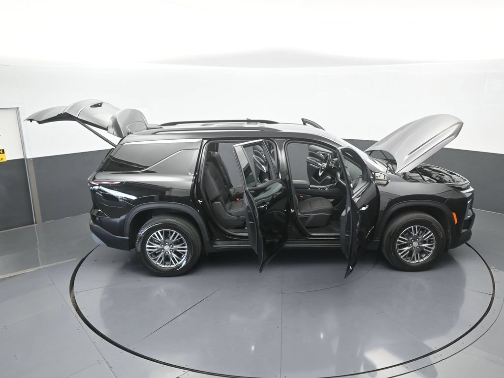 Used 2026 Chevrolet Traverse LT FWD image 68