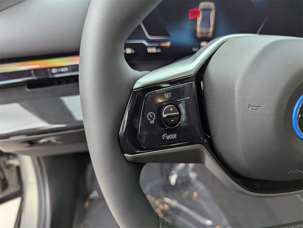 Used 2026 BMW i5 eDrive40 image 26