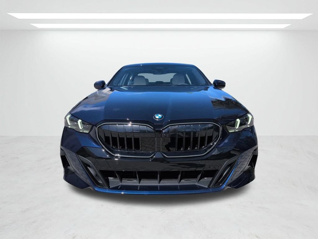 New 2027 BMW 540i xDrive w/ M Sport Package AWD/4WD image 9