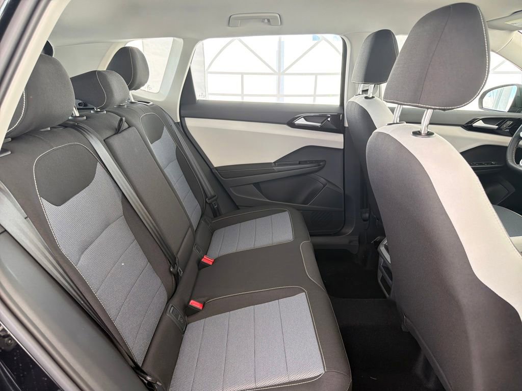 New 2026 Volkswagen Taos S image 31