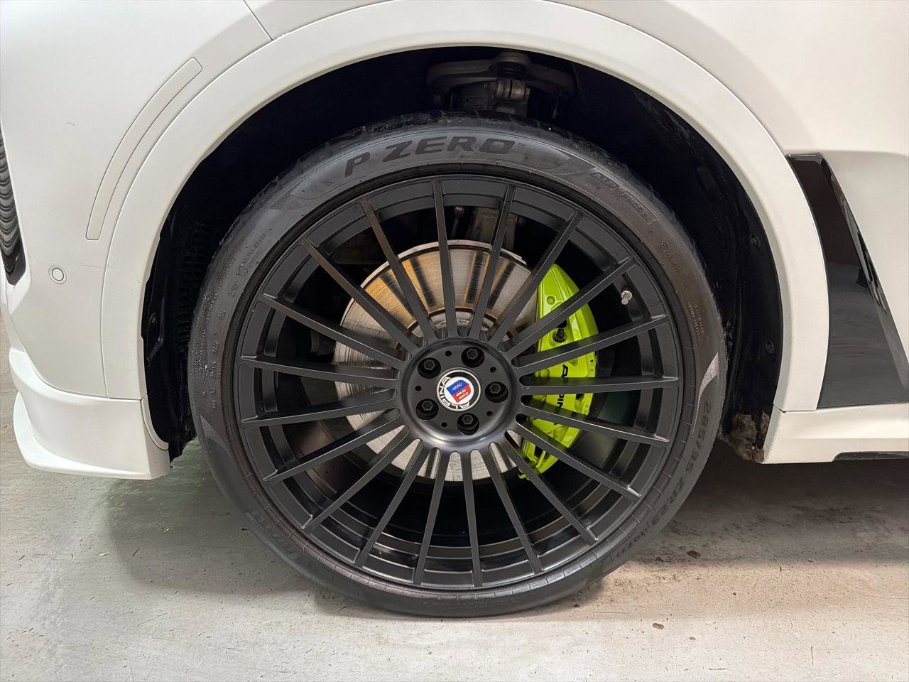 Used 2023 BMW ALPINA XB7 image 12