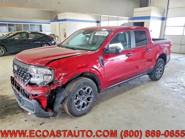 Used 2025 Ford Maverick XLT w/ Equipment Group 302A AWD/4WD image 3
