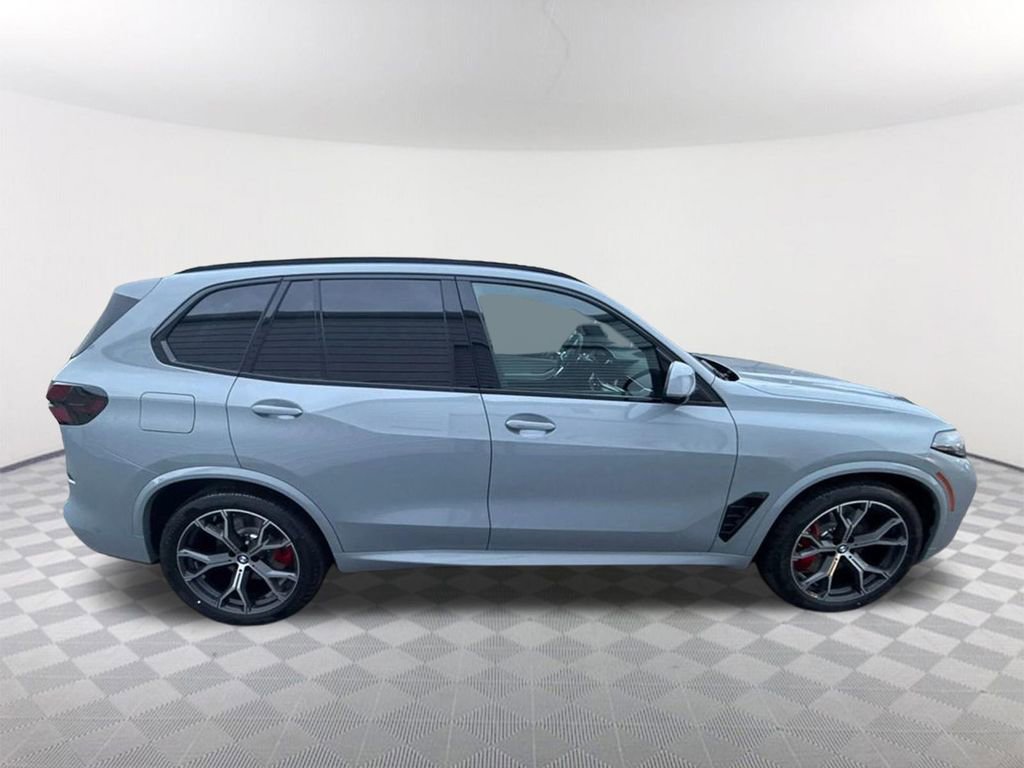New 2026 BMW X5 xDrive50e w/ M Sport Package image 4