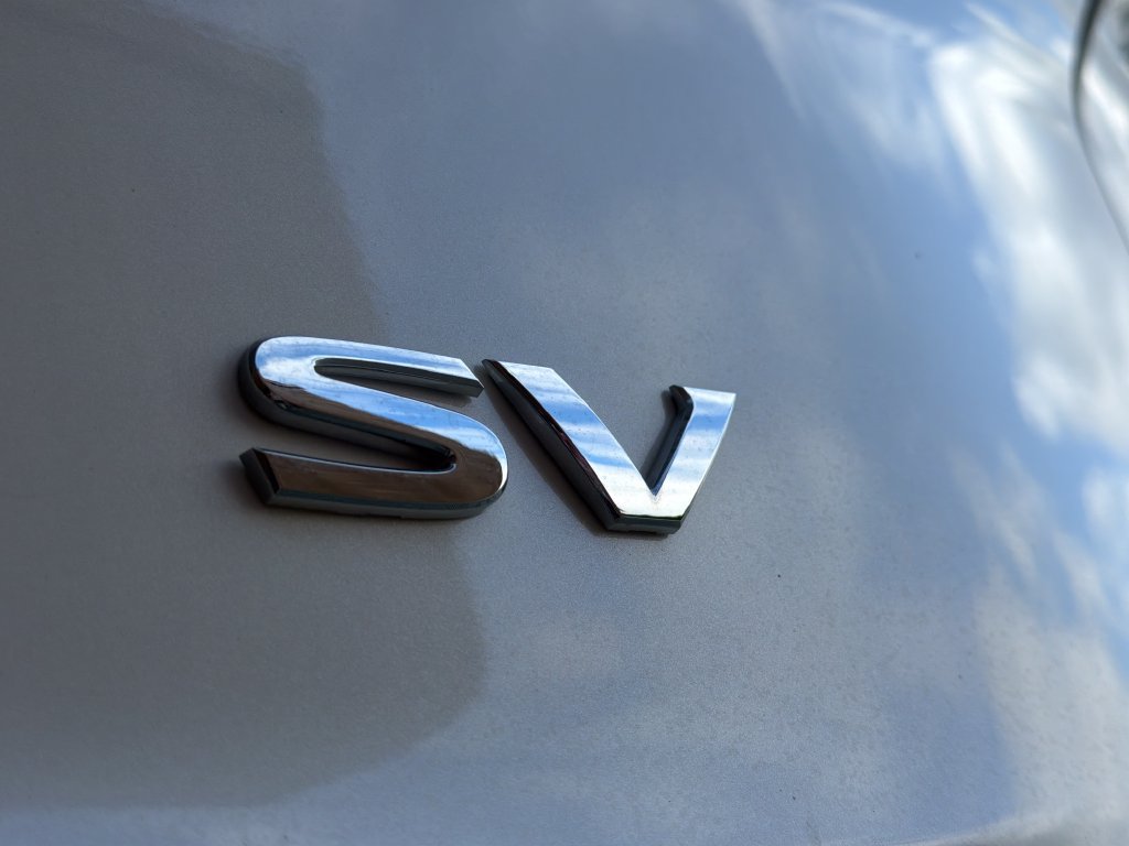 Used 2023 Nissan Rogue SV FWD image 17