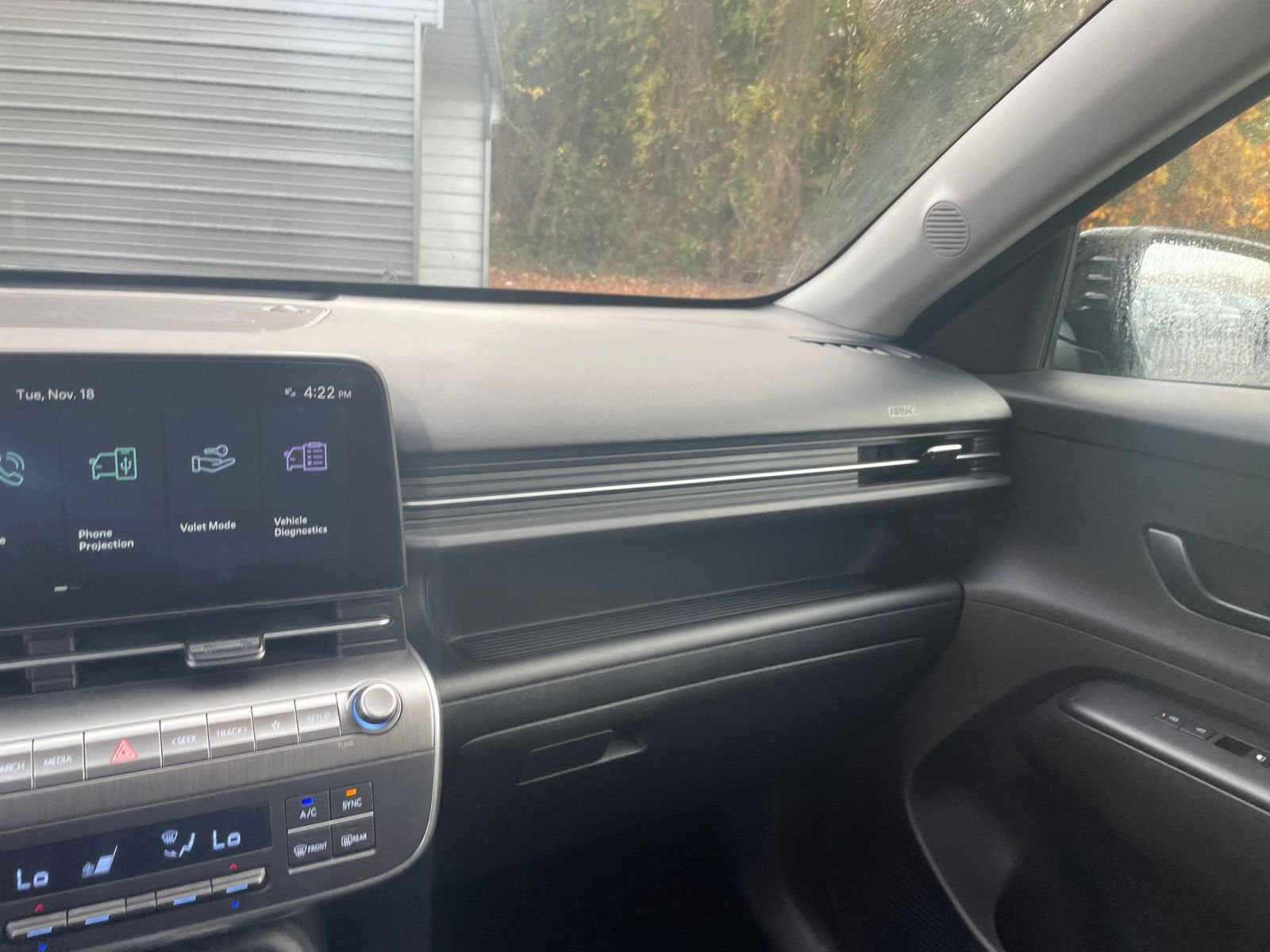 Used 2025 Hyundai Kona SEL image 31