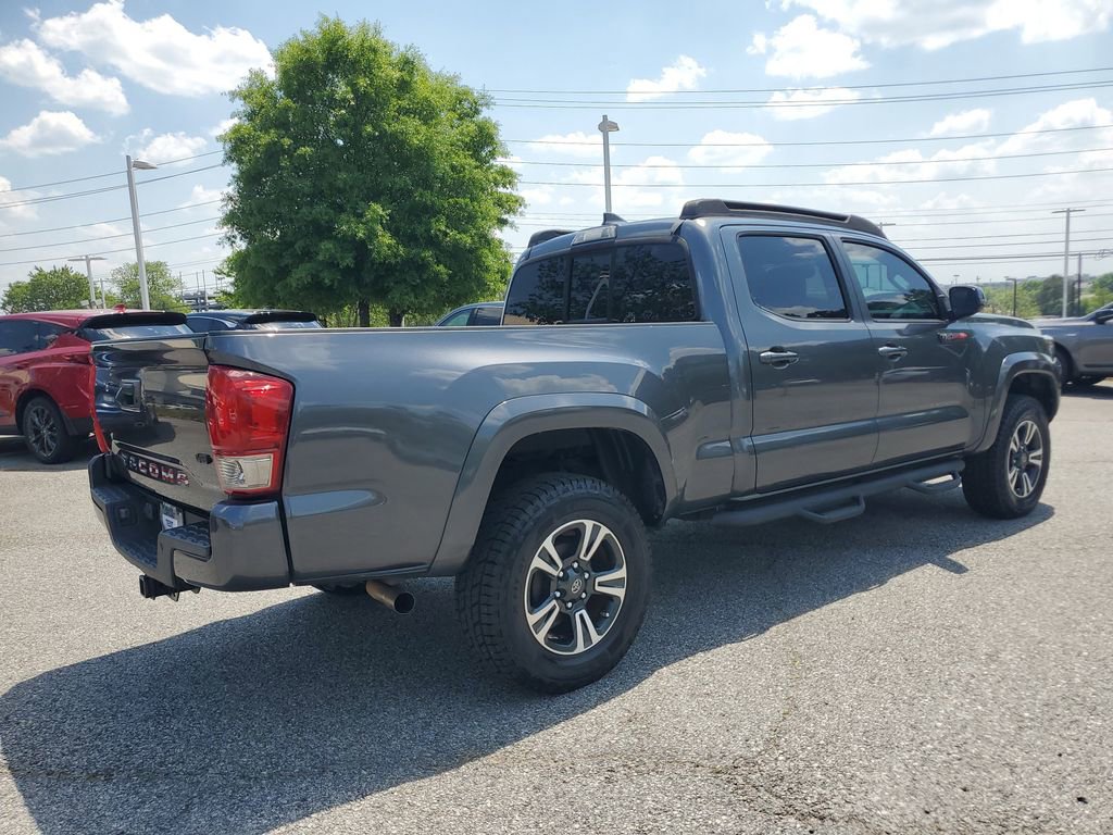 Used 2016 Toyota Tacoma TRD Sport w/ Premium & Technology Package AWD/4WD image 5