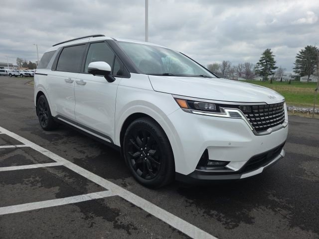 Used 2024 Kia Carnival SX Prestige image 1