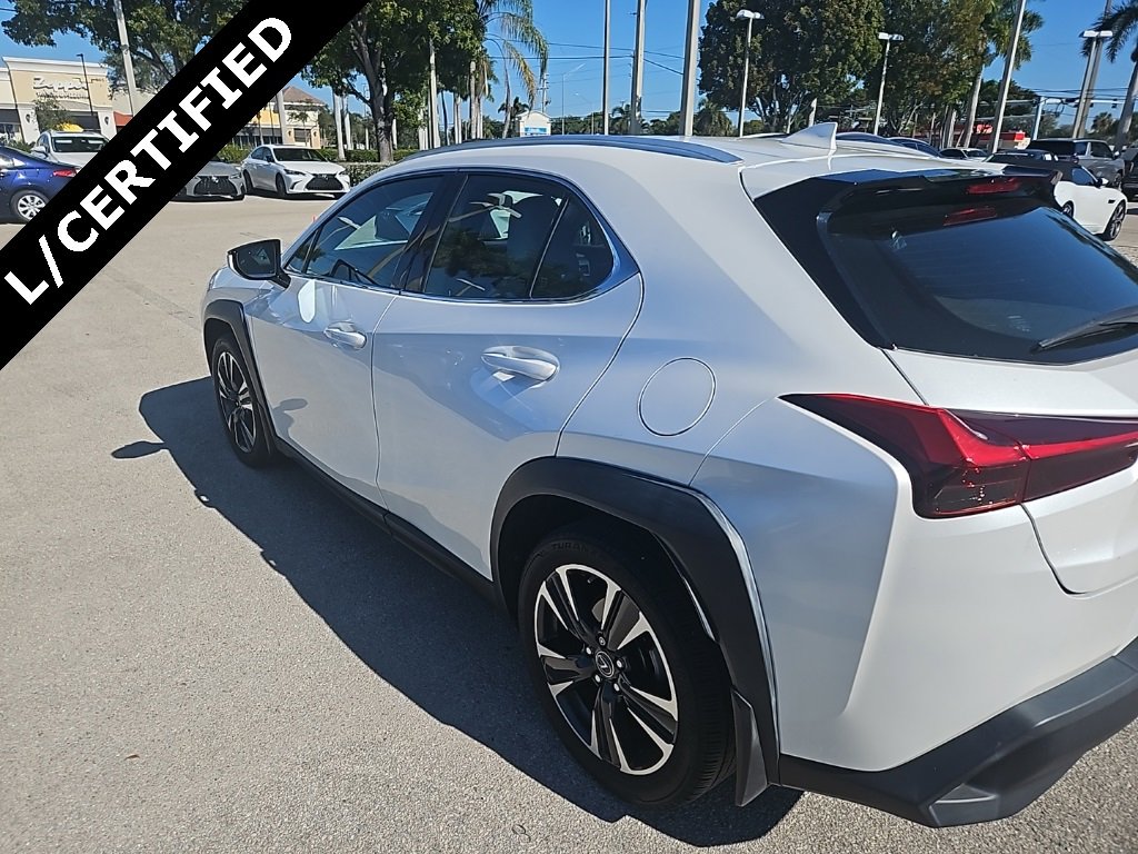 Used 2021 Lexus UX 200 image 12