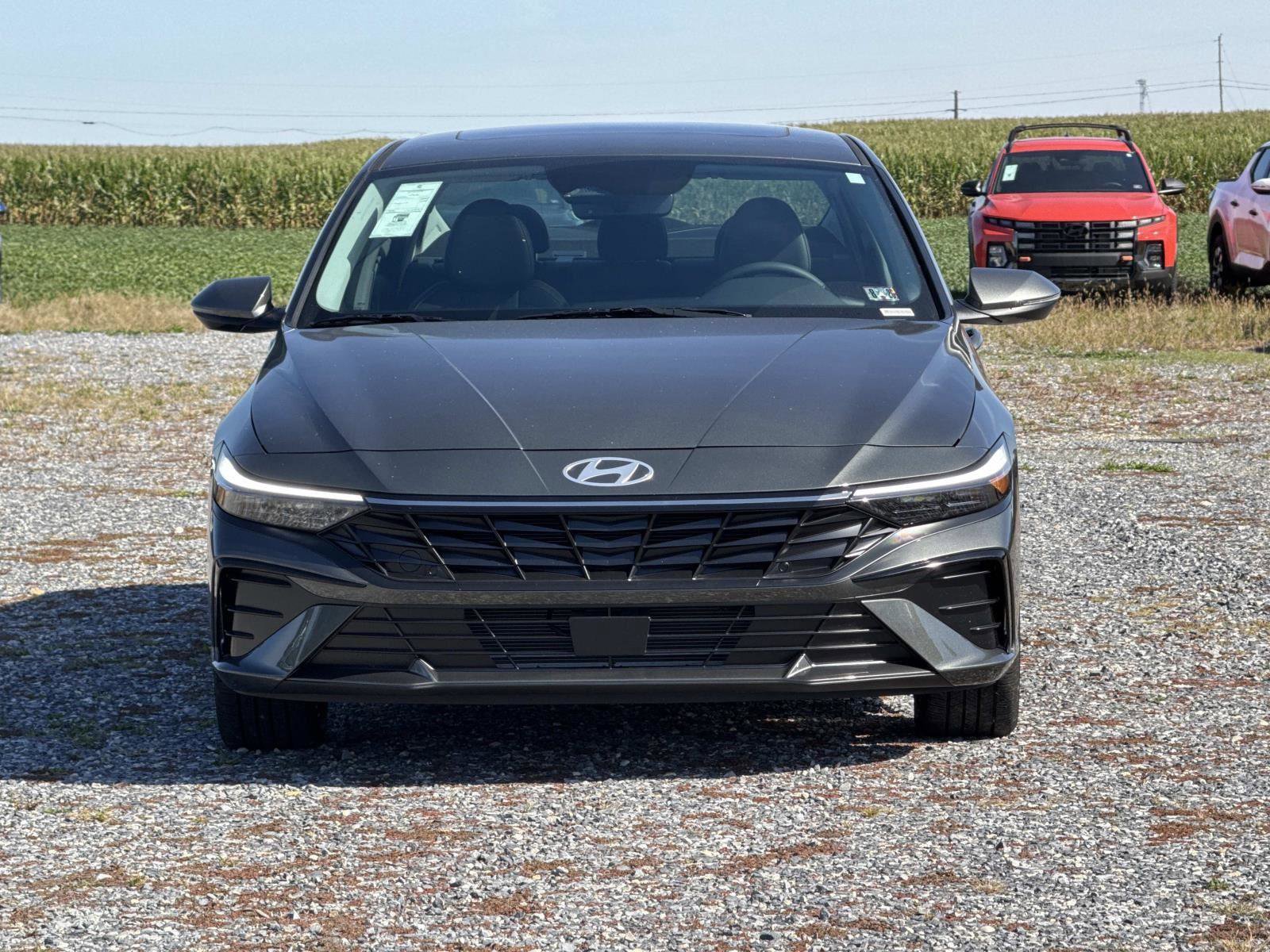 New 2025 Hyundai Elantra Limited image 17