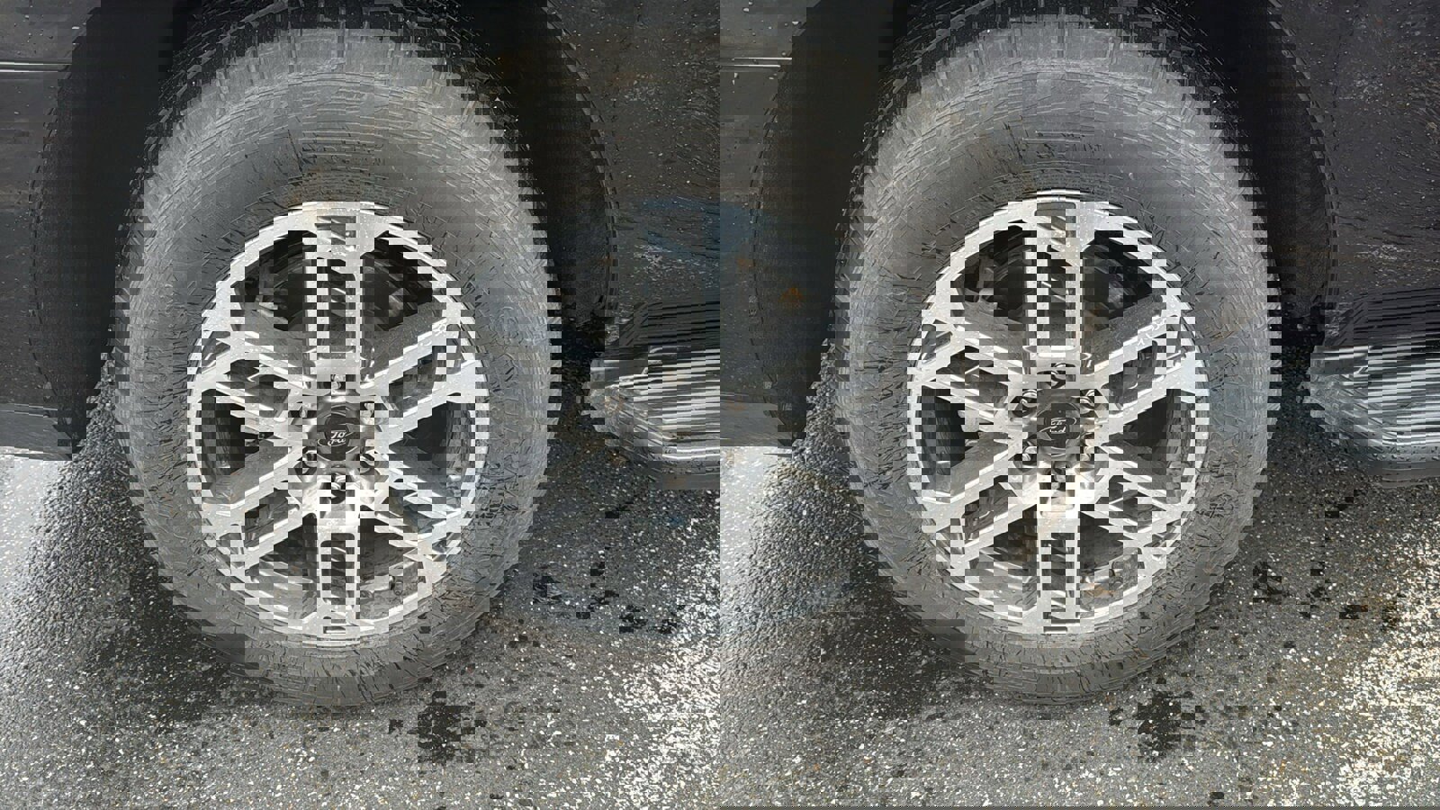 Used 2025 Ford Expedition Active image 33