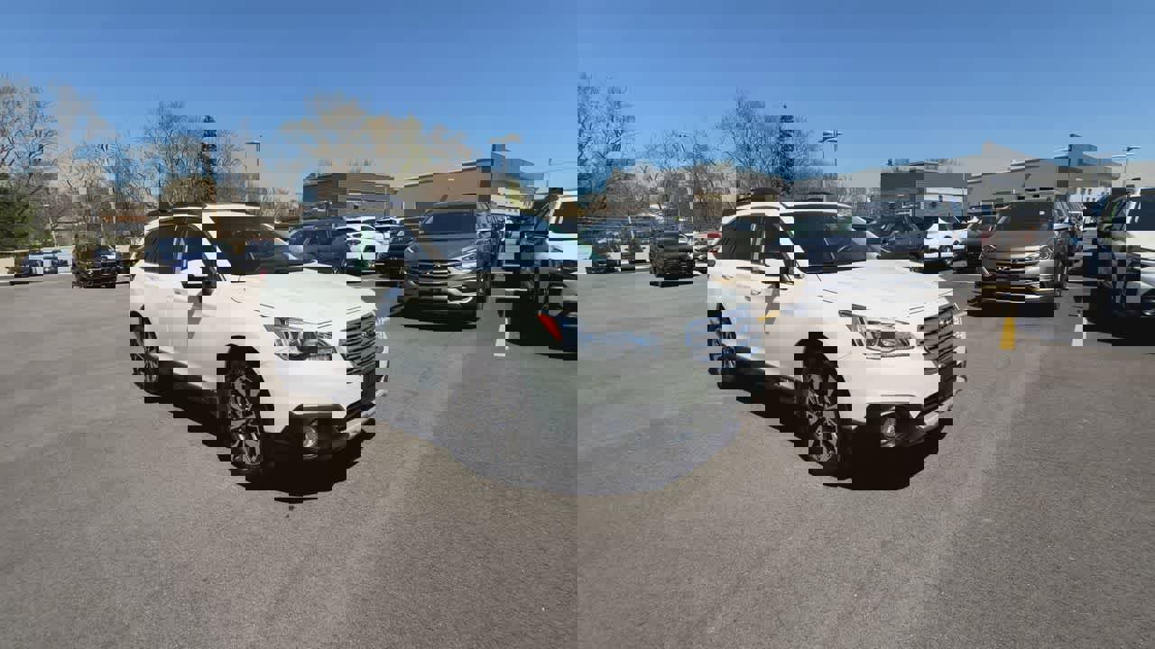 Used 2017 Subaru Outback 2.5i Limited AWD/4WD image 2