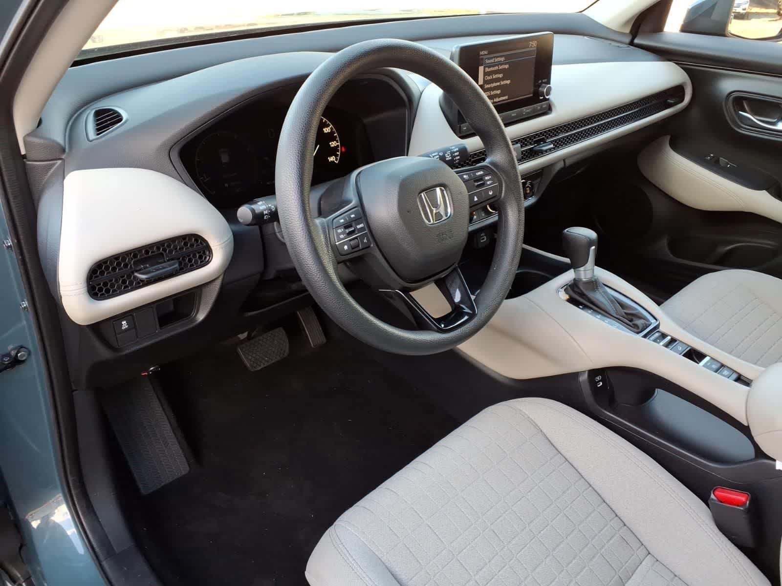 Used 2024 Honda HR-V LX image 13
